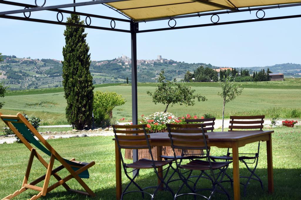 Agriturismo La Valle Del Sole カスティリオーネ・ドルチャ エクステリア 写真