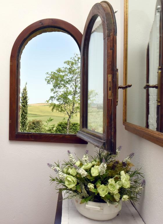 Agriturismo La Valle Del Sole カスティリオーネ・ドルチャ エクステリア 写真