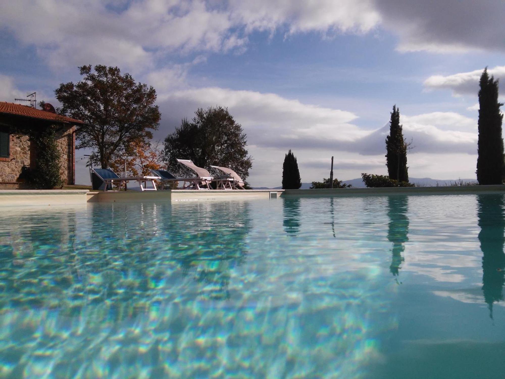 Agriturismo La Valle Del Sole カスティリオーネ・ドルチャ エクステリア 写真