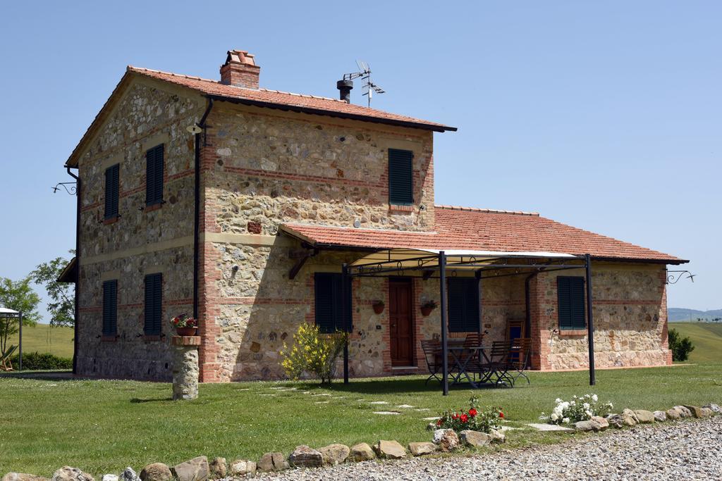 Agriturismo La Valle Del Sole カスティリオーネ・ドルチャ エクステリア 写真
