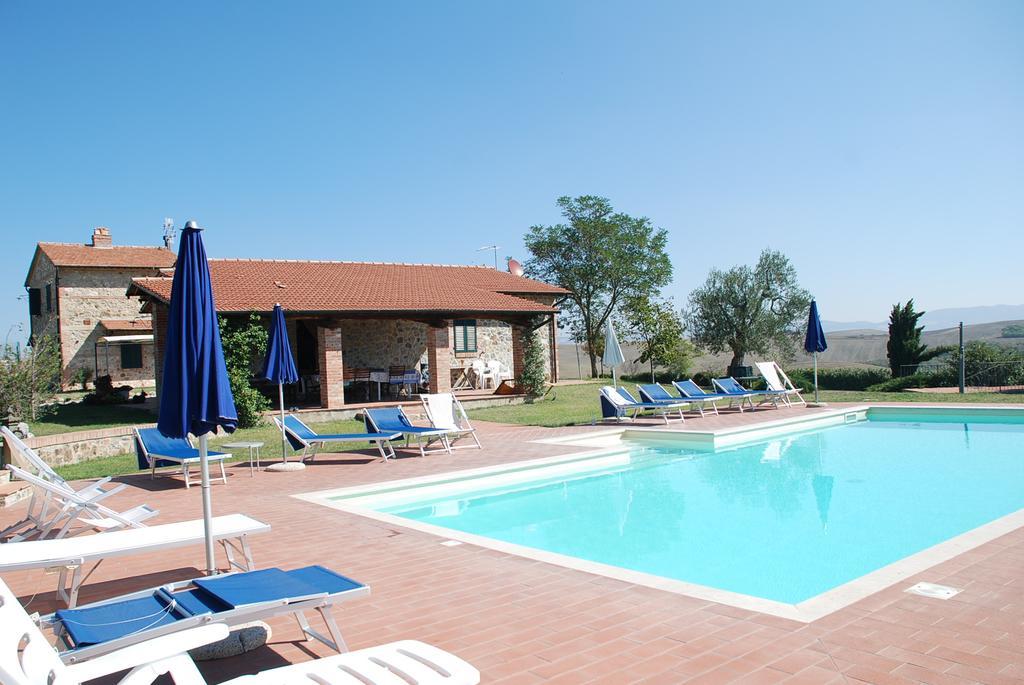 Agriturismo La Valle Del Sole カスティリオーネ・ドルチャ エクステリア 写真