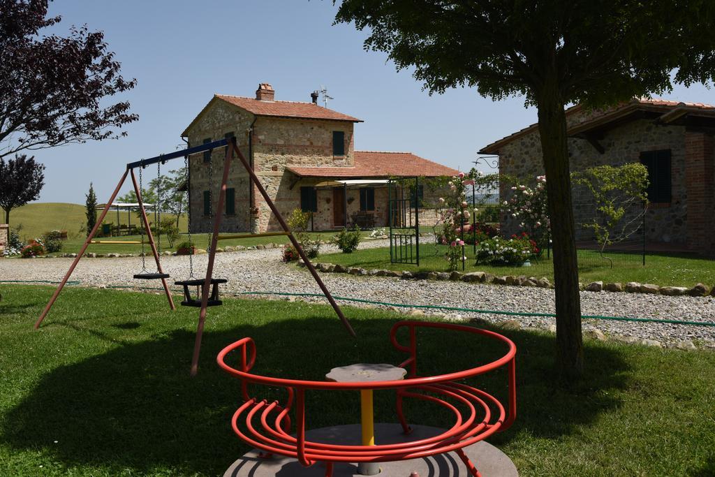 Agriturismo La Valle Del Sole カスティリオーネ・ドルチャ エクステリア 写真